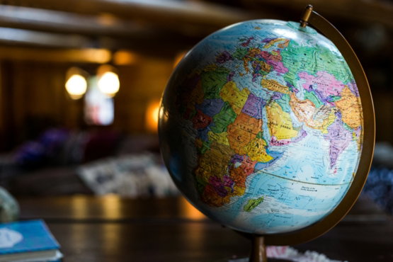 desk-globe-on-table.jpg desk globe on table